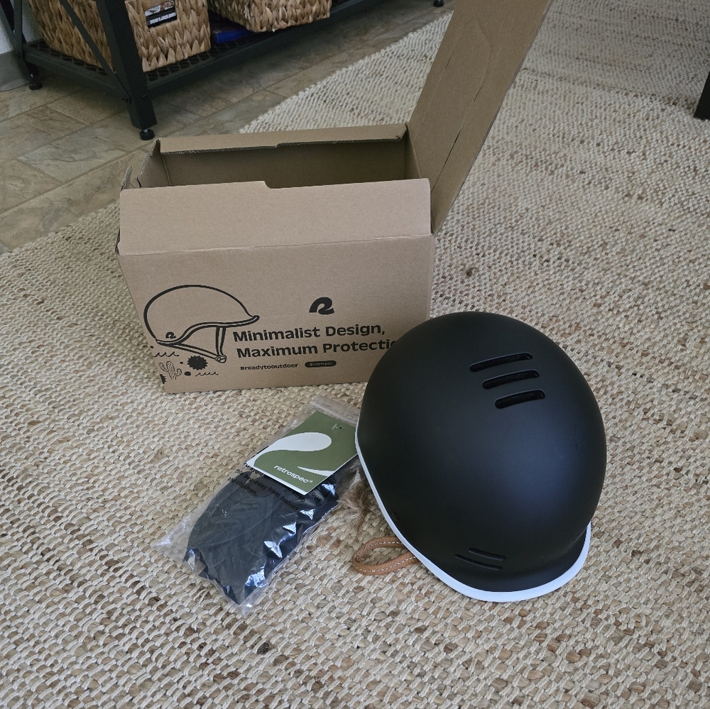 Sleek Retrospec Black Kids Helmet